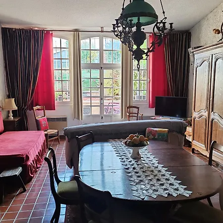 Ferienhaus Maison De Caractere Peripherie Verdun